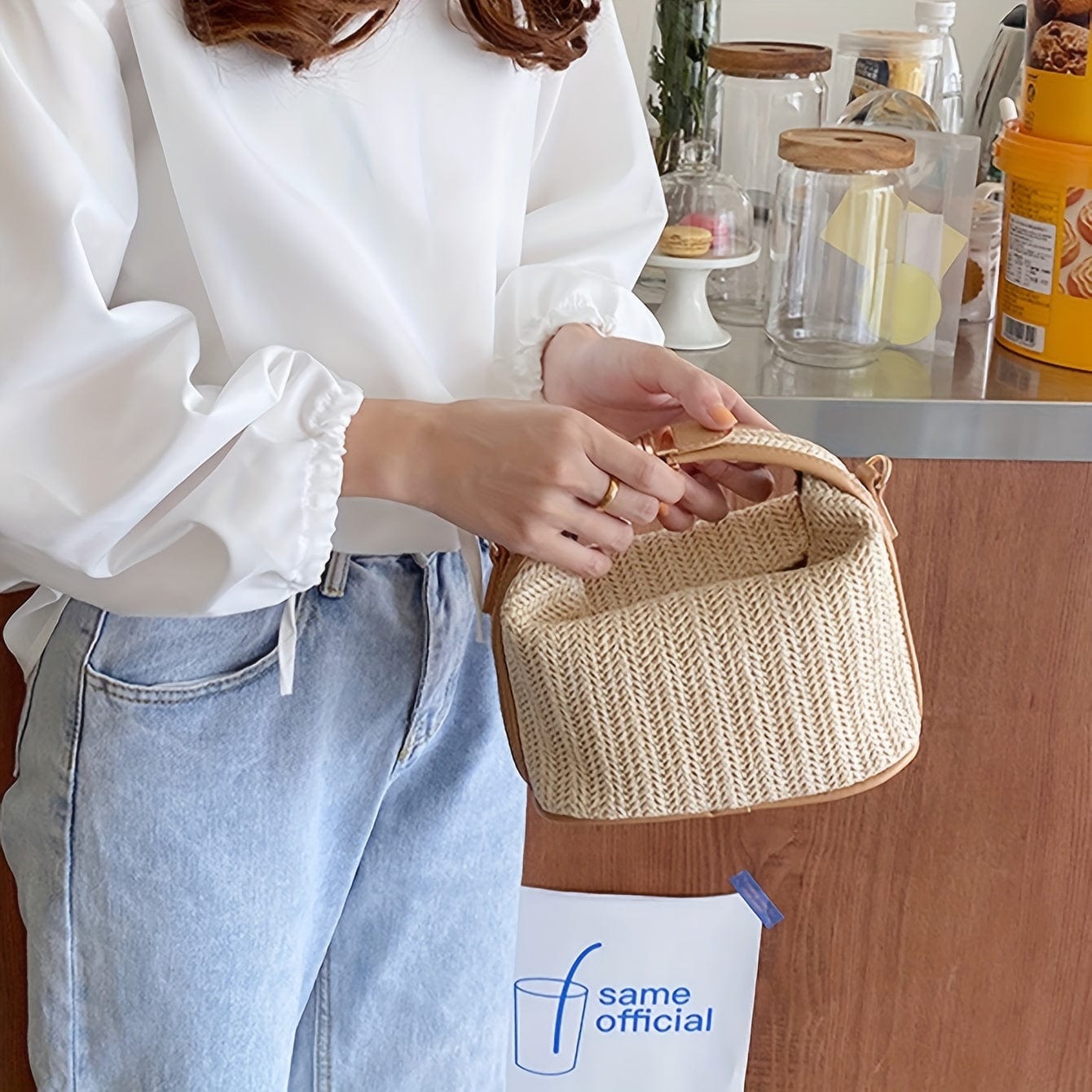 Trendy Women’s Woven Rattan Crossbody Bag Lightweight & Boho Chic for Beach Vacations and Summer Outings