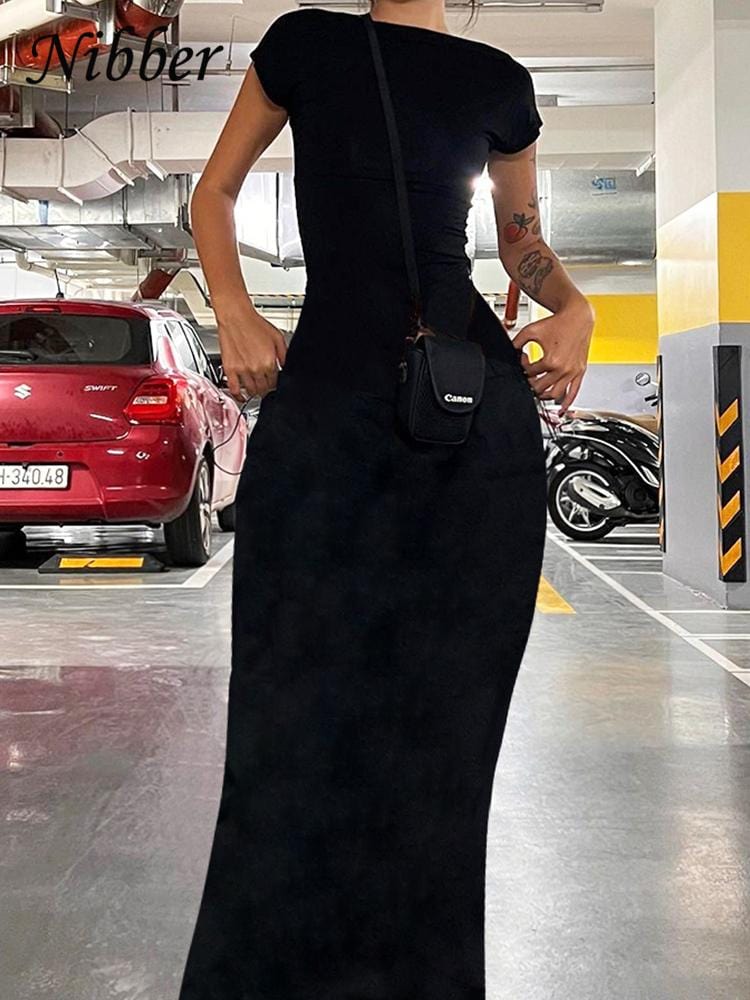 Elegant Solid Backless Maxi Dress