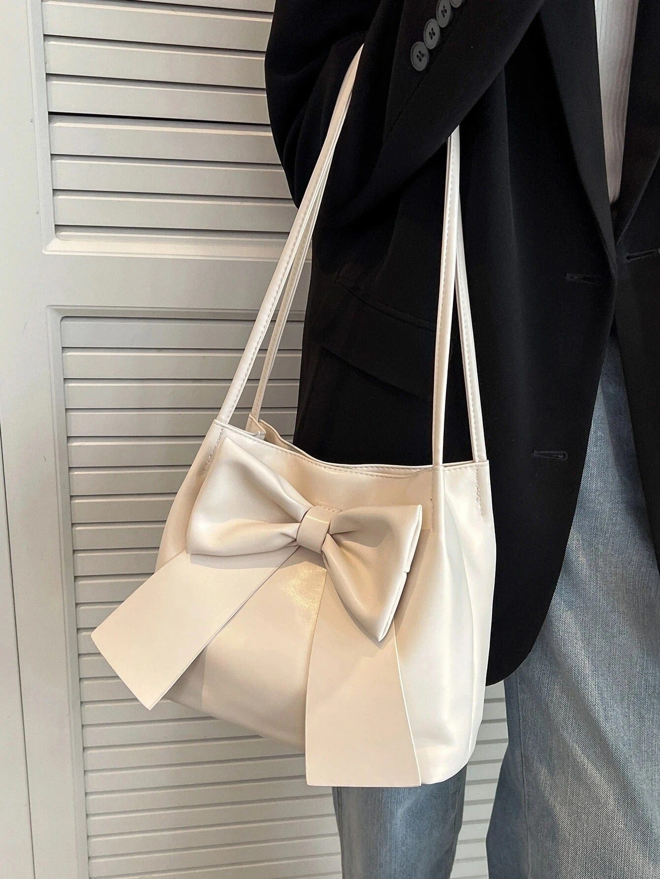 Fashionable Large Capacity Bow Knot Shoulder Bag – Cute Kawaii Water Bucket Bag