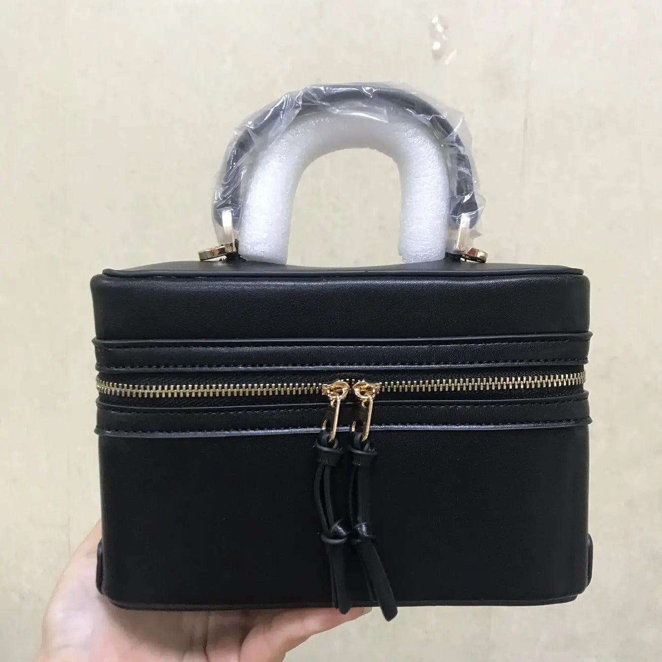 Luxury Designer Women’s Handbag | Retro Armpit Shoulder Bag with Chain Messenger