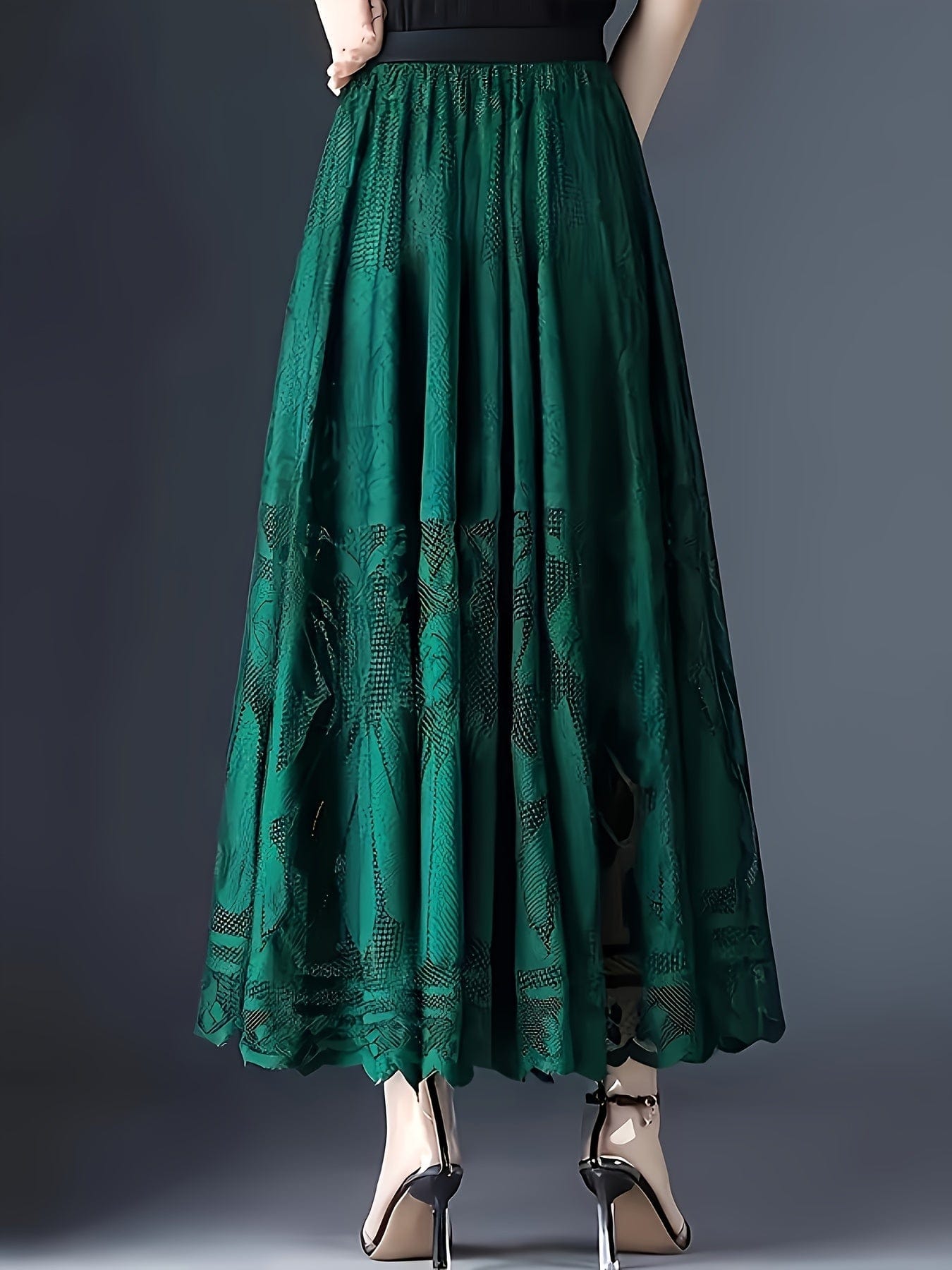 Guipure Lace High-Waisted Maxi Skirt Flowing A-Line Design for Chic Spring & Summer Elegance